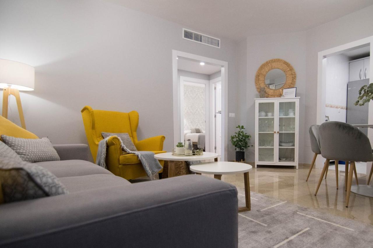 New! Luxury City Center & 2 Balconies Malaga Bagian luar foto